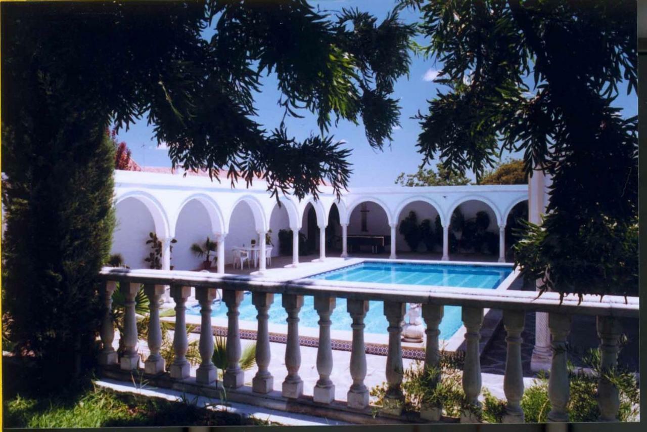 Villa Del Manzano Villanueva del Ariscal Eksteriør bilde