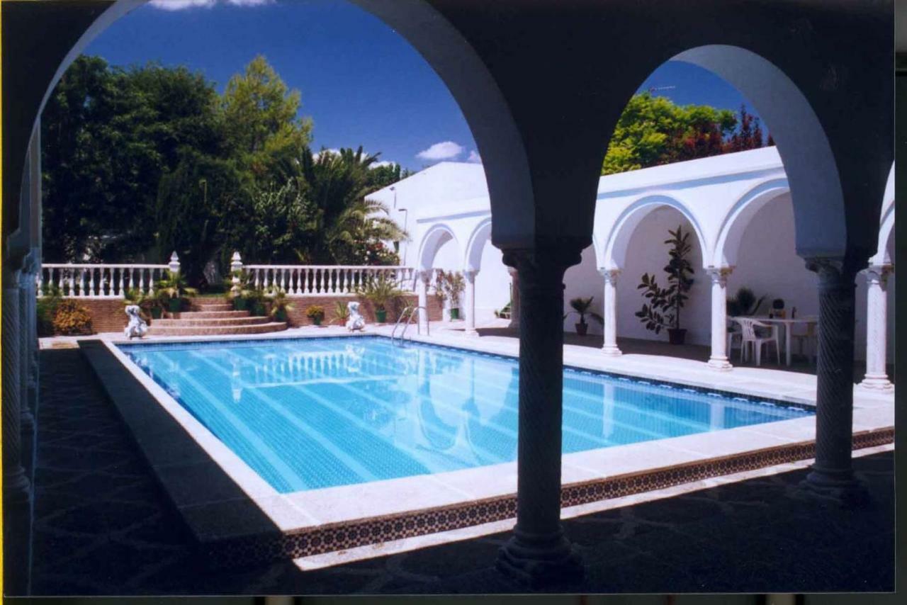 Villa Del Manzano Villanueva del Ariscal Eksteriør bilde