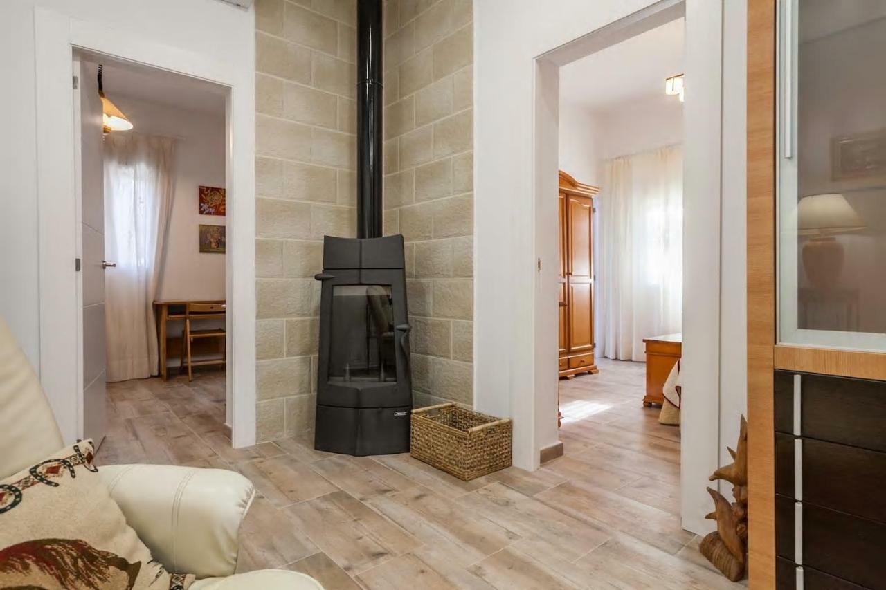 Villa Del Manzano Villanueva del Ariscal Eksteriør bilde